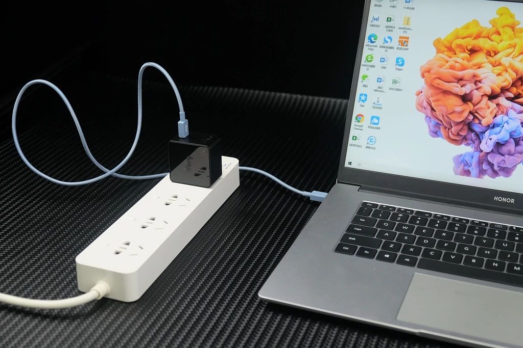 Battery Life Crisis: 5 Charging Habits That Will Ruin Your Laptop Battery Life Crisis: 5 Charging Habits That Will Ruin Your Laptop