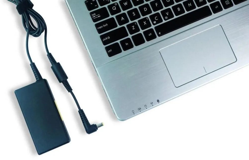 Battery Life Crisis: 5 Charging Habits That Will Ruin Your Laptop Battery Life Crisis: 5 Charging Habits That Will Ruin Your Laptop